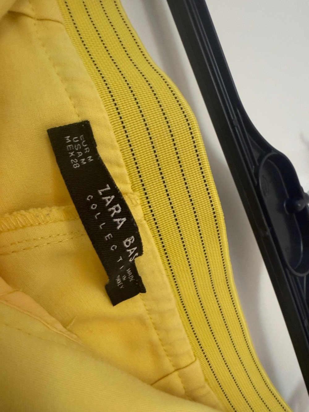 Bundle of 2 Ankle Pants. Zara Yellow (M) & H&M ice blue ankle (6) - Picture 2 of 8